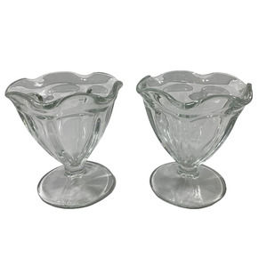 2 Vintage Jeanette Glass Ice Cream‎ Dishes Bowls